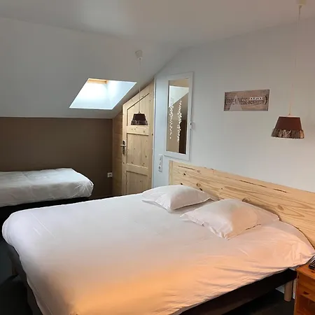 Du Puy Ferrand , Restaurant La Table De L'ours 3*