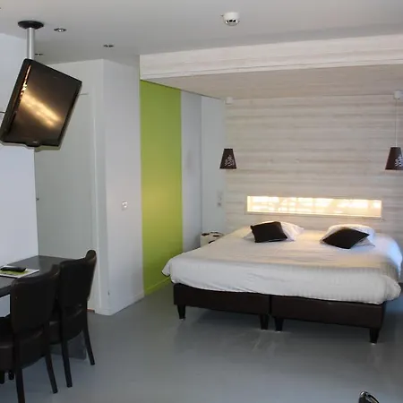 Hotel Logis Du Puy Ferrand