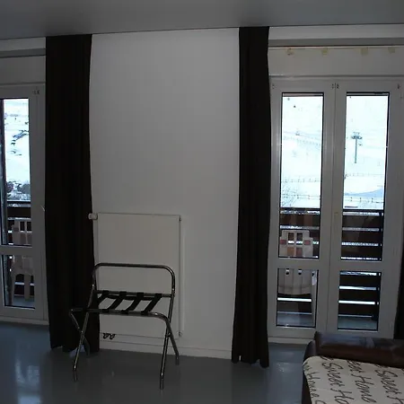 Du Puy Ferrand , Restaurant La Table De L'ours 3* Le Mont-Dore