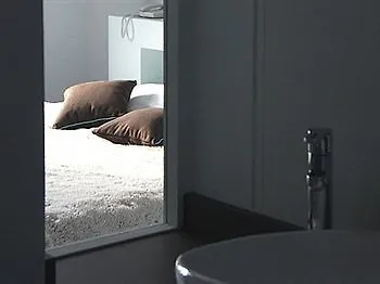 Du Puy Ferrand , Restaurant La Table De L'ours Le Mont-Dore