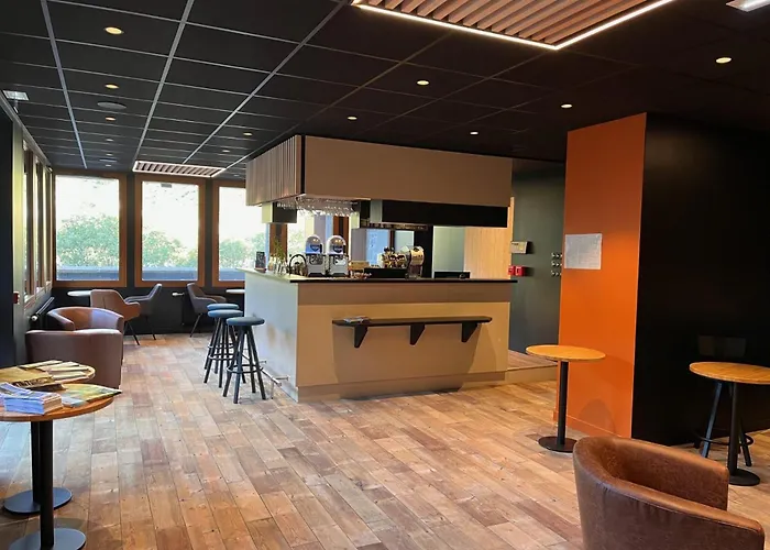 Hotel Du Puy Ferrand , Restaurant La Table De L'ours