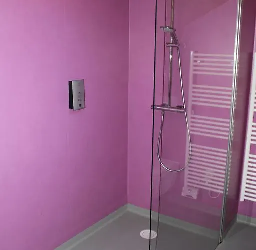 Du Puy Ferrand , Restaurant La Table De L'ours