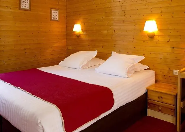 Du Puy Ferrand , Restaurant La Table De L'ours Le Mont-Dore